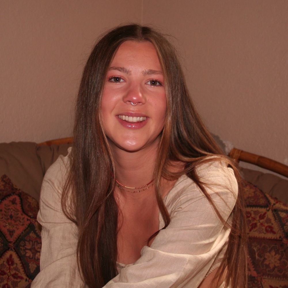 Meet your Posher, Lauren